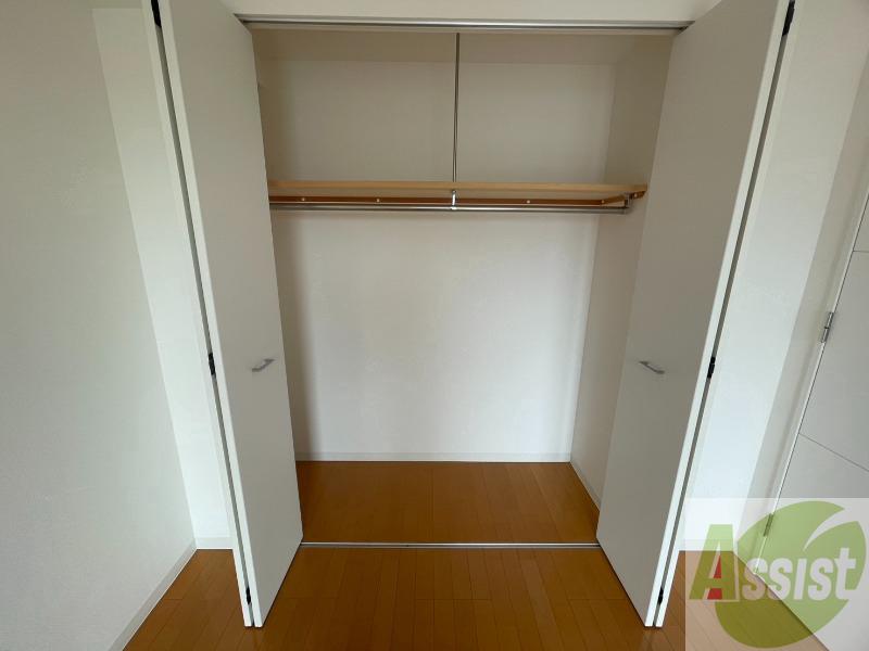 収納　収納もバッチリあるのでお部屋が片付きますよ！