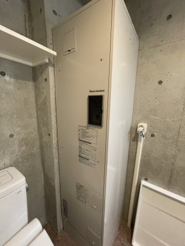 その他　電気温水器 別部屋参考