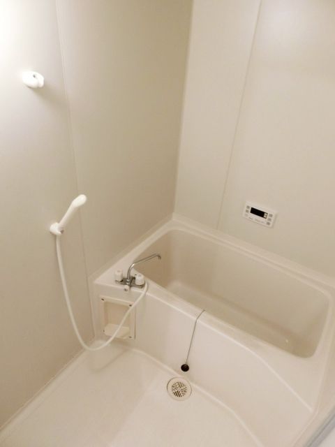 バス・シャワールーム　一日の疲れを癒すバスルーム