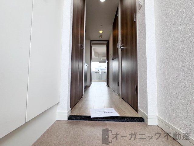 プレサンス玉造駅前の玄関写真