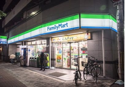 コンビニ　ファミリーマート西成区役所前店（コンビニ）まで478m