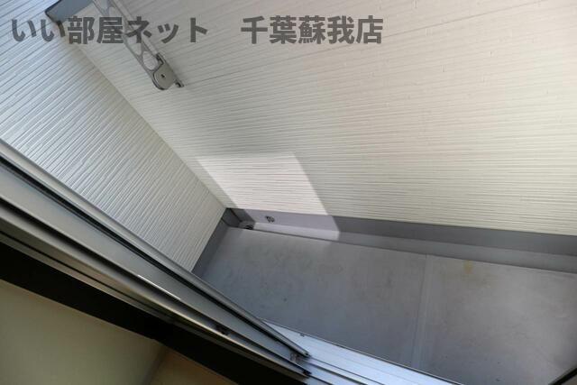 バルコニー　お洗濯にも便利なバルコニー付き