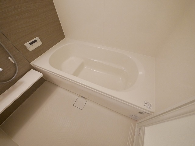 バス・シャワールーム　ゆったり過ごせるお風呂です
