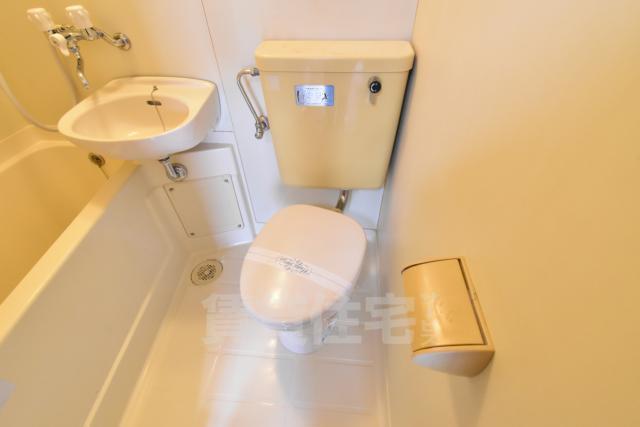 シャンクレール御陵前のトイレ写真