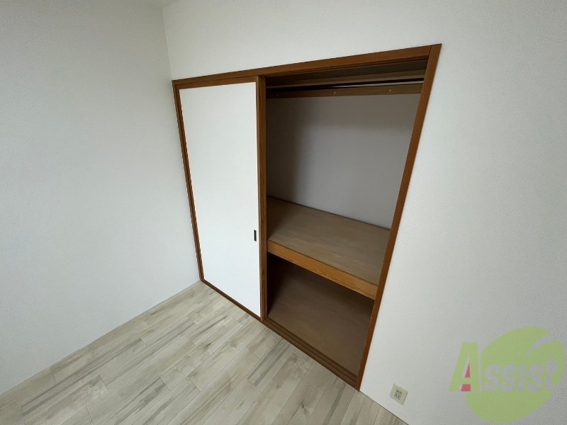 収納　収納もバッチリあるのでお部屋が片付きますよ！