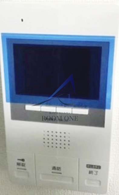 セキュリティ　オートロックです。モニター付インターホンです。