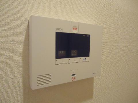 セキュリティ　カメラ付インターホン（イメージ）