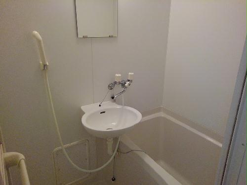 レオパレスエトワール 栗林の風呂写真
