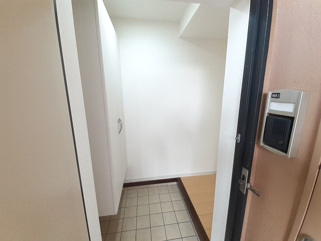 玄関　玄関