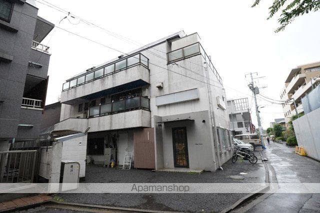 東京メトロ丸ノ内線 新中野駅 徒歩2分 築36年