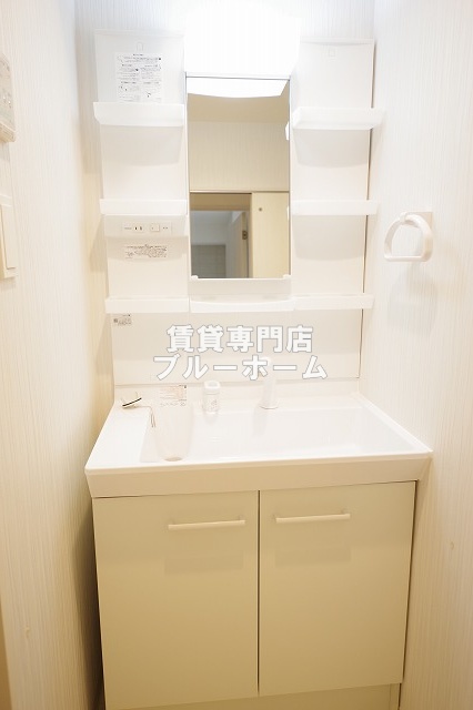 南海本線 湊駅 徒歩12分 15階建 築1年の内装写真