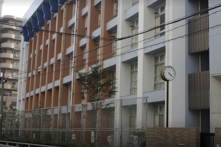 中学校　日本橋中学校（中学校）まで1082m