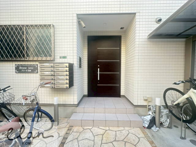 地下鉄長堀鶴見緑地線 蒲生四丁目駅 徒歩6分 3階建 築9年の外観写真