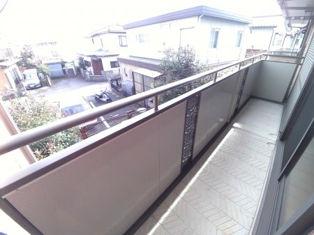 バルコニー　風通しのいいバルコニーです。