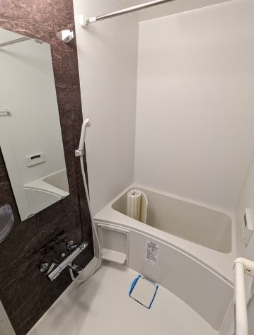 バス・シャワールーム　※別部屋の参考写真です。