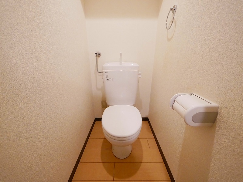 トイレ　清潔感のある付きのトイレです♪