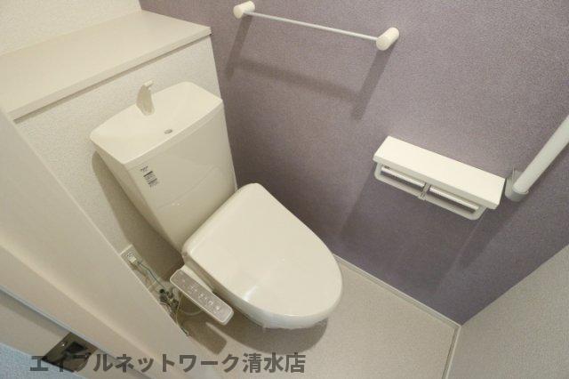 トイレ　コンパクトで使いやすいトイレです