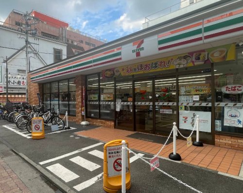 コンビニ　セブンイレブン 葛飾新小岩1丁目西店（コンビニ）まで84m