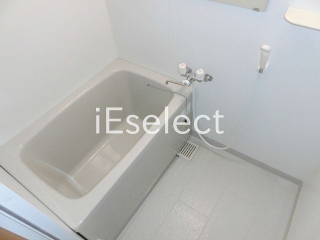 バス・シャワールーム　きれいなバスルーム