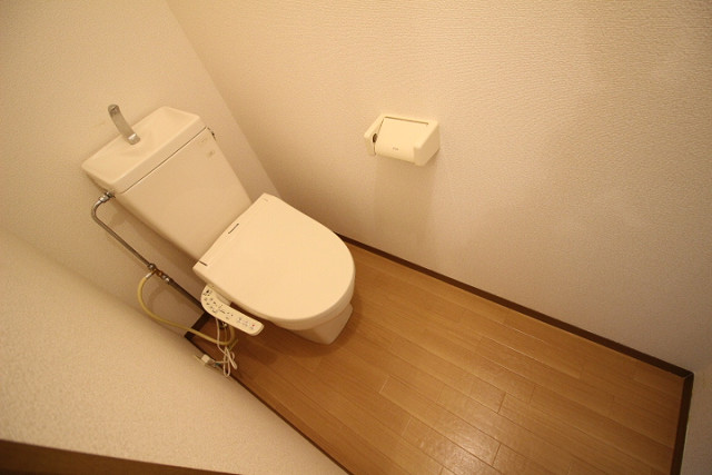 サンメゾンMKのトイレ写真