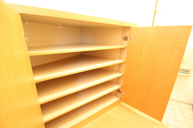 収納　※他のお部屋の参考写真です
