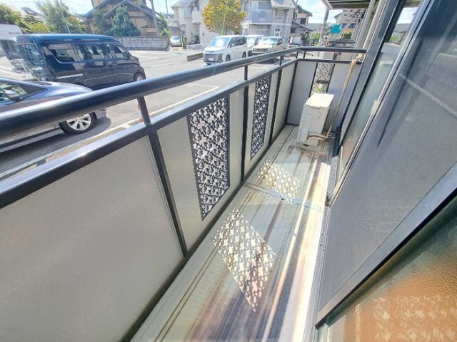 ＪＲ上越線 井野駅 徒歩10分 2階建 築32年の内装写真