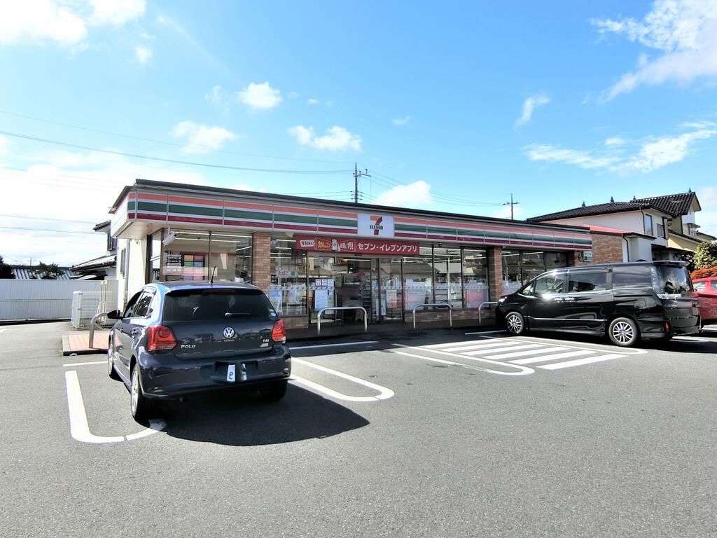 コンビニ　セブンイレブン高崎棟高北店（コンビニ）まで769m