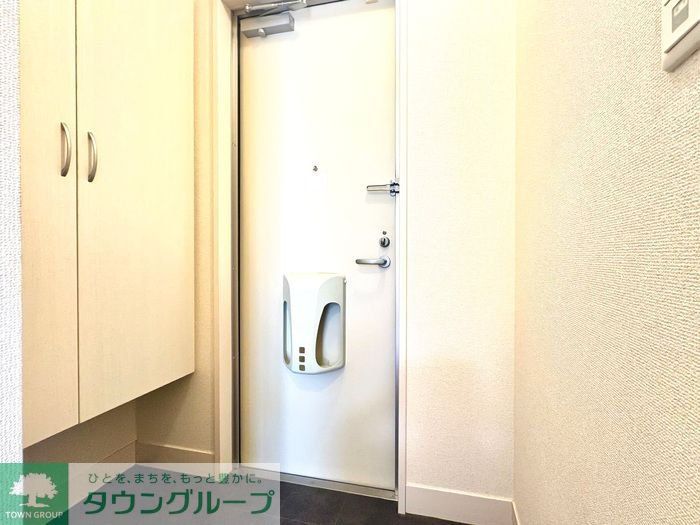 玄関　お問合せはタウンハウジングまで！※現地待合わせ相談可能