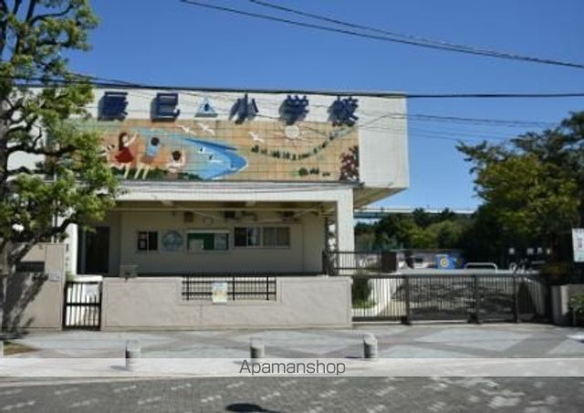 東京メトロ有楽町線 辰巳駅 徒歩8分 13階建 築19年の周辺写真