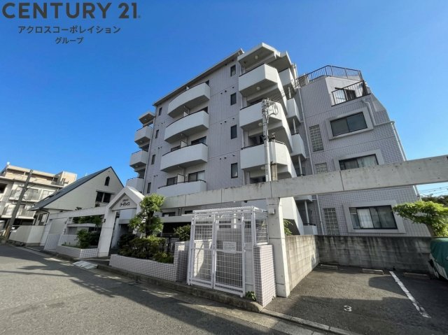 建物外観　敷地内に駐輪場あり！