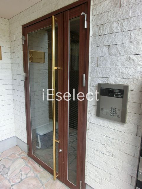 セキュリティ　オートロック対応のエントランス