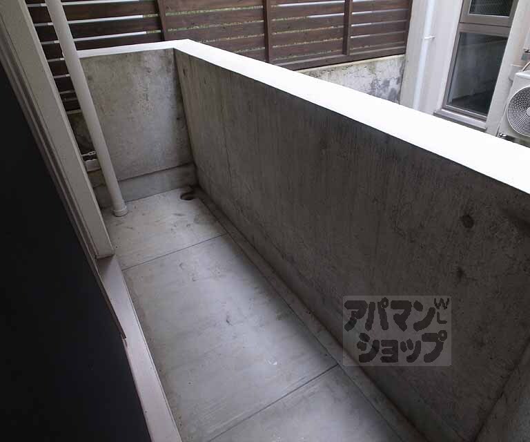 バルコニー　日当たりの良いベランダです・