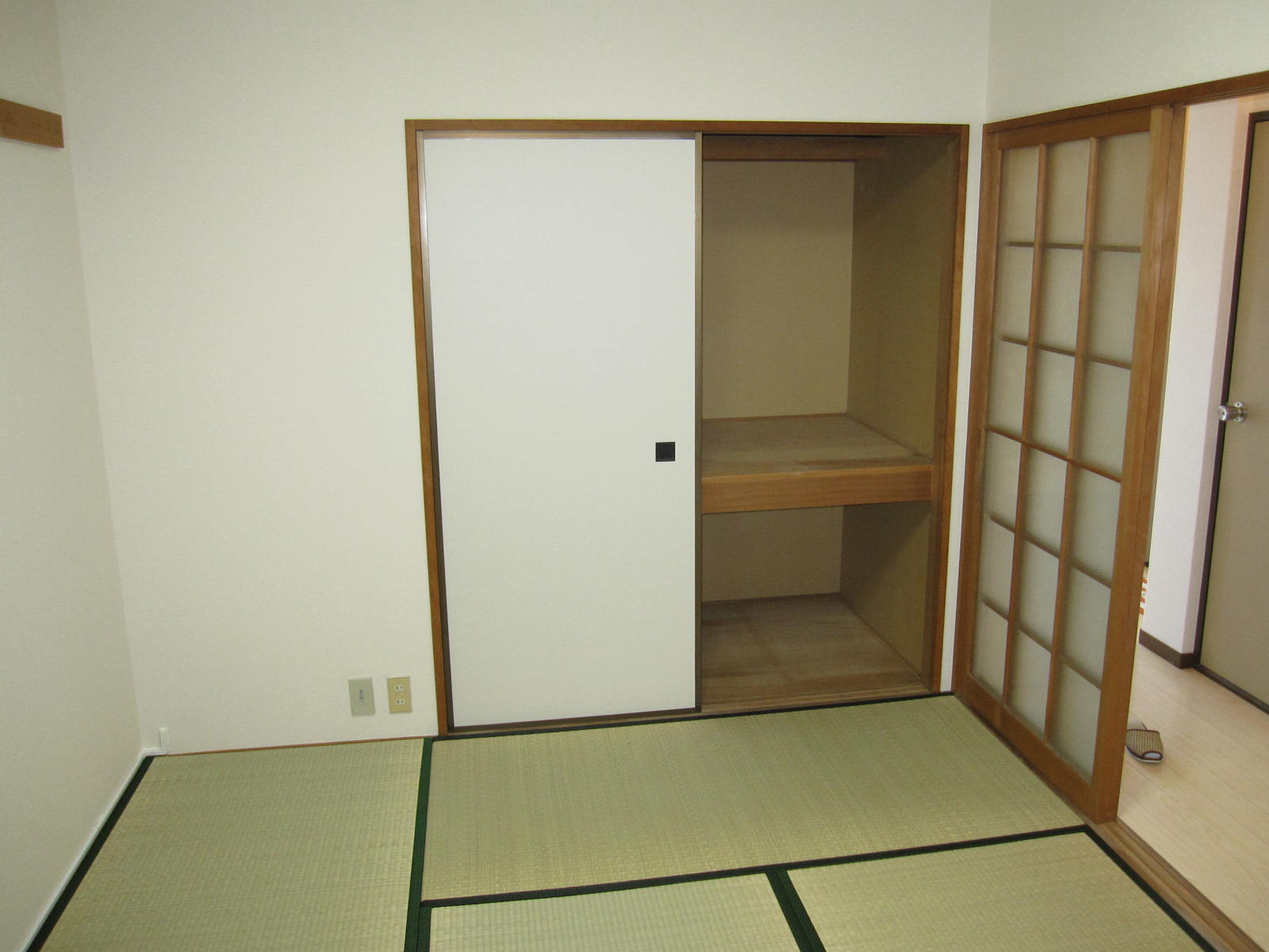 収納　和室6帖の収納