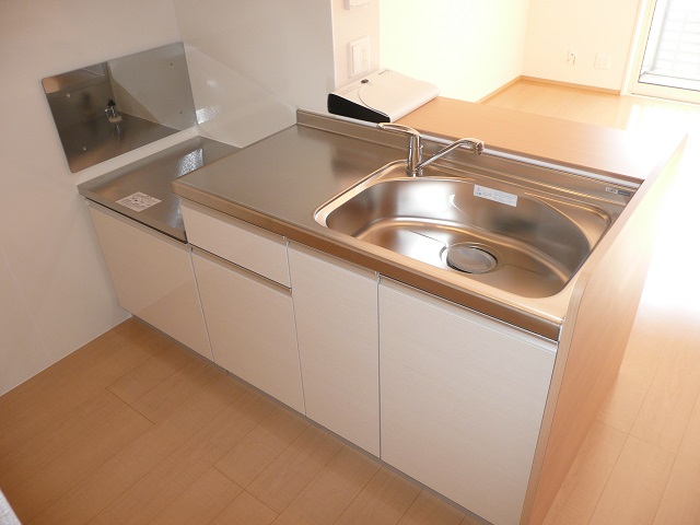 キッチン　建築中につき同タイプ物件写真を掲載しております。