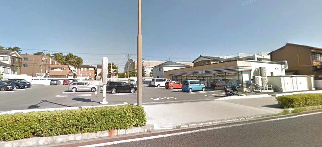 コンビニ　セブンイレブン新潟信濃町店（コンビニ）まで648m