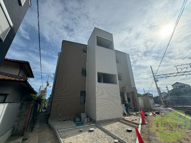 【神戸市須磨区北町のマンションの建物外観】