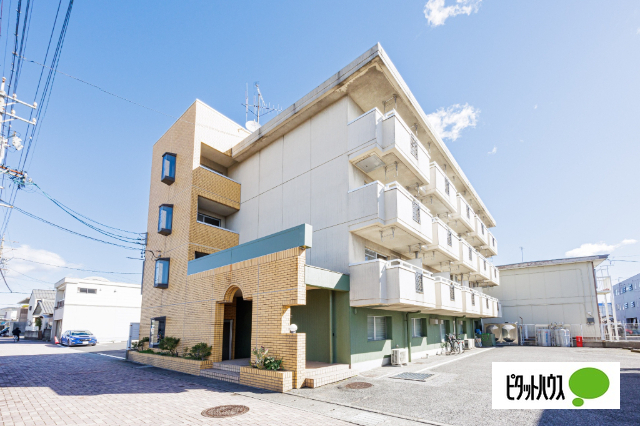 ミライフ室村町の建物外観