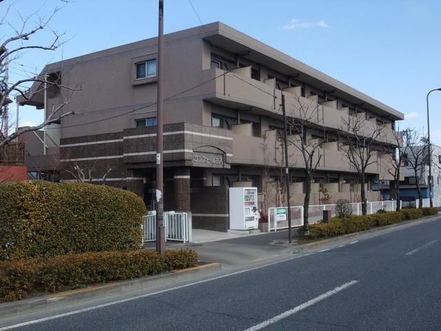 八王子市左入町のマンションの建物外観