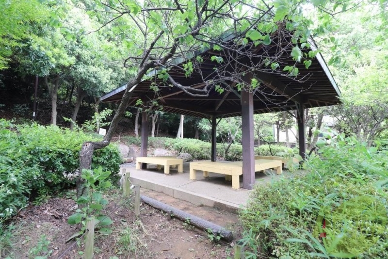 【本山北町5丁目宗田貸家の公園】