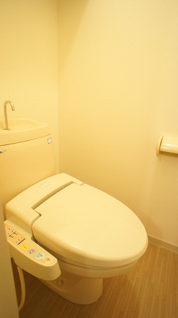 コゥジィーコートCのトイレ写真