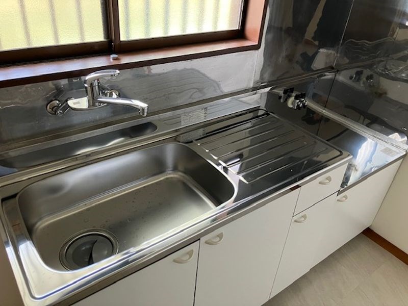 キッチン　窓のあるキッチン