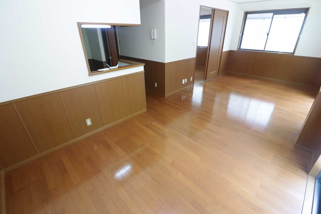 居室・リビング　※同物件、別部屋になります。