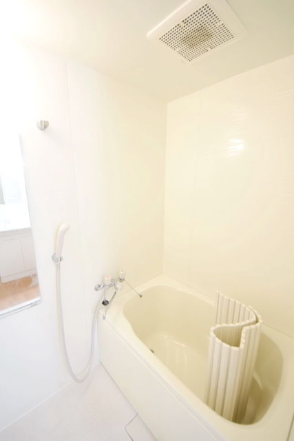 バス・シャワールーム　～お風呂でさっぱり～