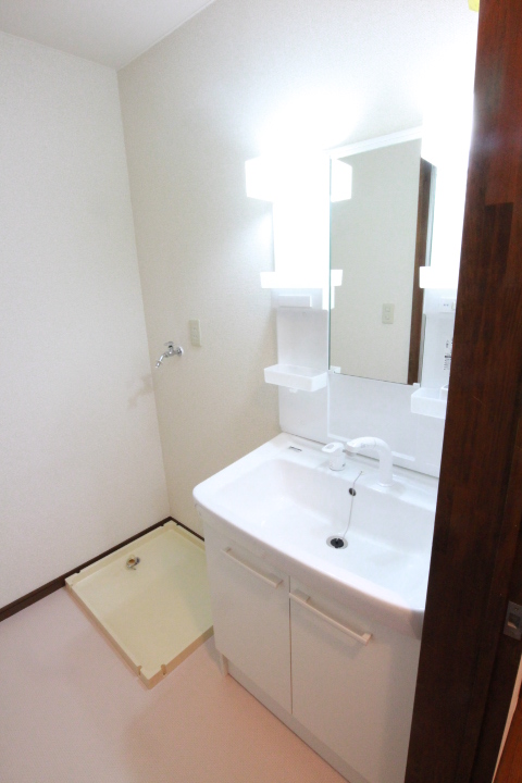 洗面設備　2017年洗面化粧台交換済み