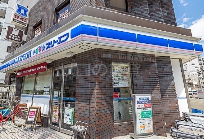 コンビニ　ローソン・スリーエフ大田蓮沼駅前店（コンビニ）まで49m