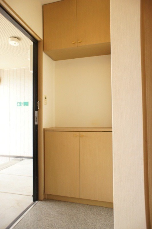 玄関　図面と現状に相違がある場合には現状を優先