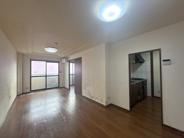 居室・リビング　リビング