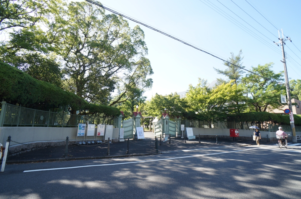 大学・短大　国立奈良女子大学（大学・短大）まで1859m