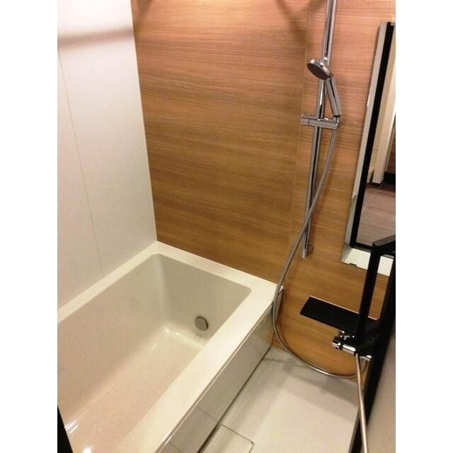 バス・シャワールーム　■浴室暖房乾燥機能■追焚機能バス