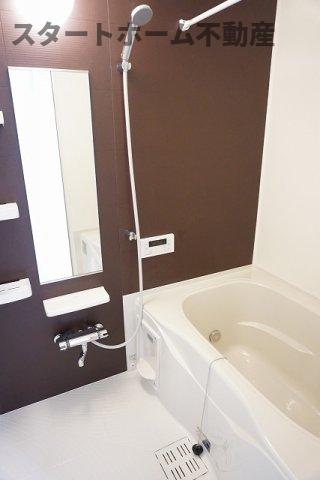 バス・シャワールーム　お風呂で日々の疲れを落としましょう